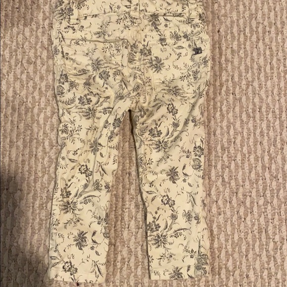 Jeans - Picture 2 of 2